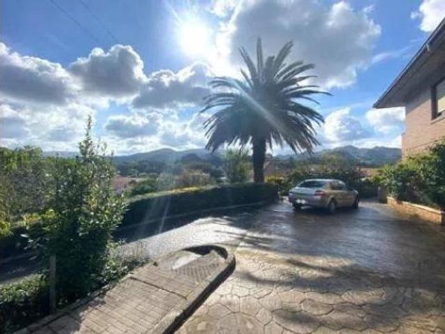 Chalet en venta en Riotuerto, Cantabria