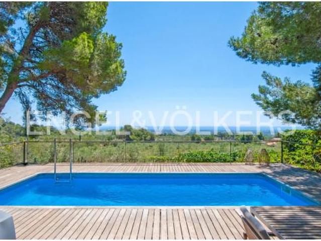 Villa en venta en Riudecanyes