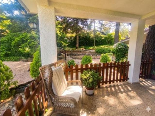 Chalet en venta en Robledo De Chavela, Madrid
