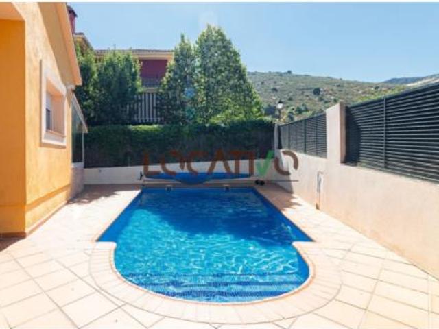 Chalet en venta en Robledo De Chavela, Madrid