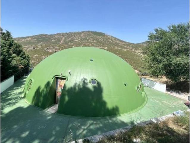 Villa en venta en Robledo De Chavela