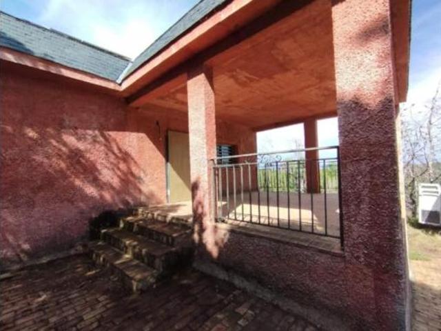 Chalet en venta en Robledo De Chavela, Madrid