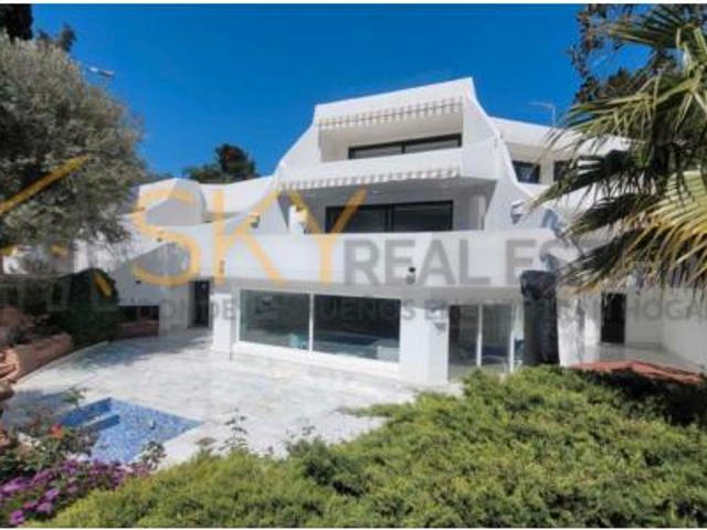 Villa en venta en Rocafort