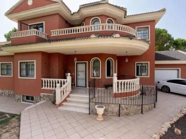 Chalet en venta en Urbanización Doña Pepa, el Baix Segura / La Vega Baja