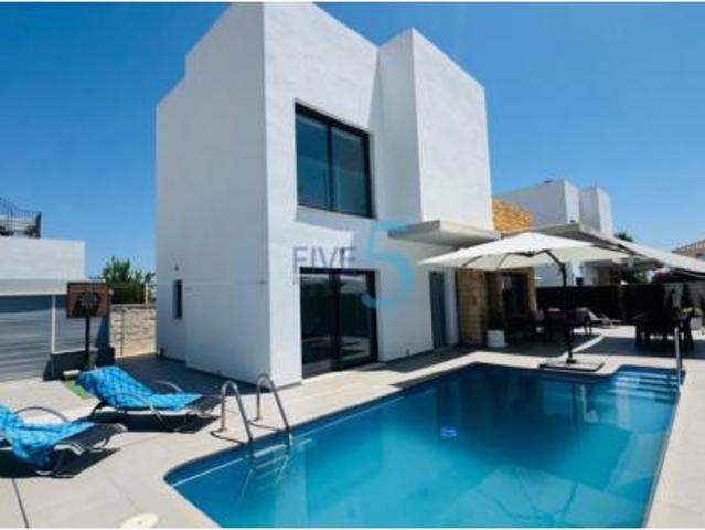 Chalet en venta en el Baix Segura / La Vega Baja, Valencia