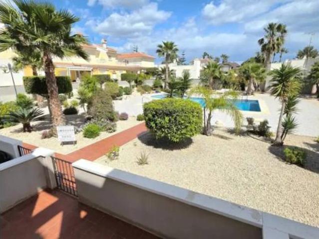 Chalet en venta en Urbanización Doña Pepa, el Baix Segura / La Vega Baja
