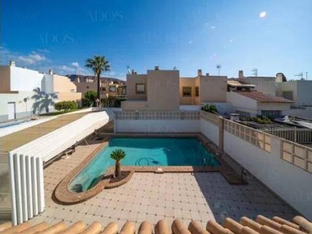 Chalet en venta en Campillo del Moro, Roquetas de Mar