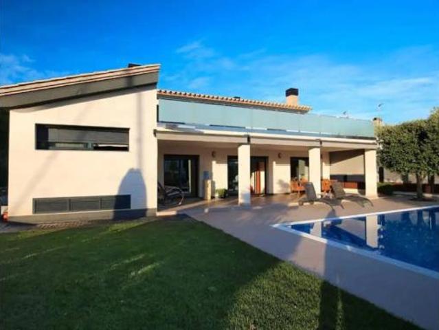 Chalet en venta en Santa Margarida, Alt Empordà