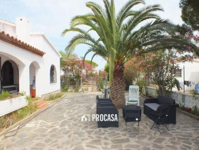 Chalet en venta en Santa Margarida, Alt Empordà