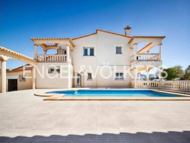 Chalet en venta en Santa Margarida, Alt Empordà