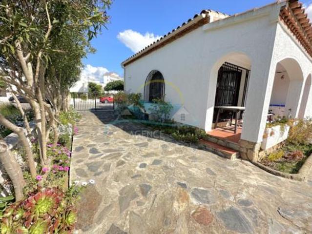 Chalet en venta en Santa Margarida, Alt Empordà