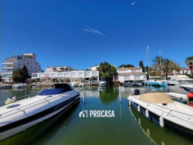 Chalet en venta en Santa Margarida, Alt Empordà