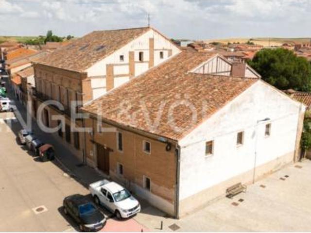 Villa en venta en Rueda