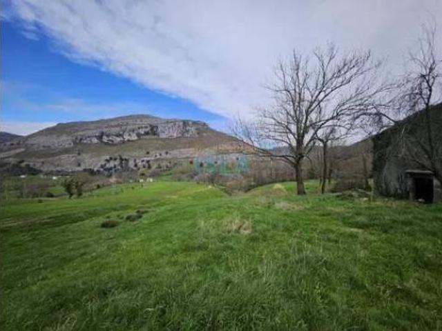 Chalet en venta en Ruesga, Cantabria