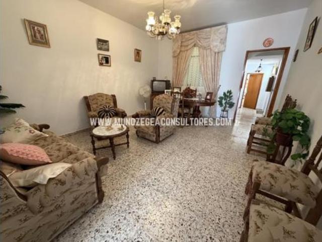 Chalet en venta en Llanos de Don Juan, Rute