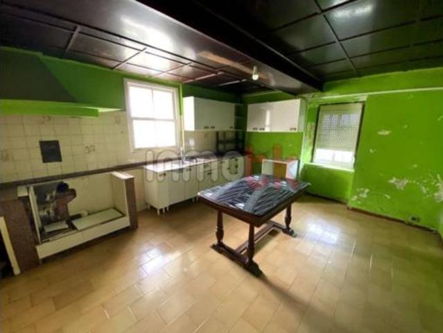 Chalet en venta en Veigue, A Coruña