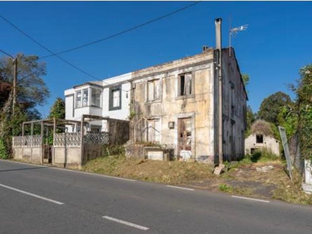 Chalet en venta en Bergondo, A Coruña