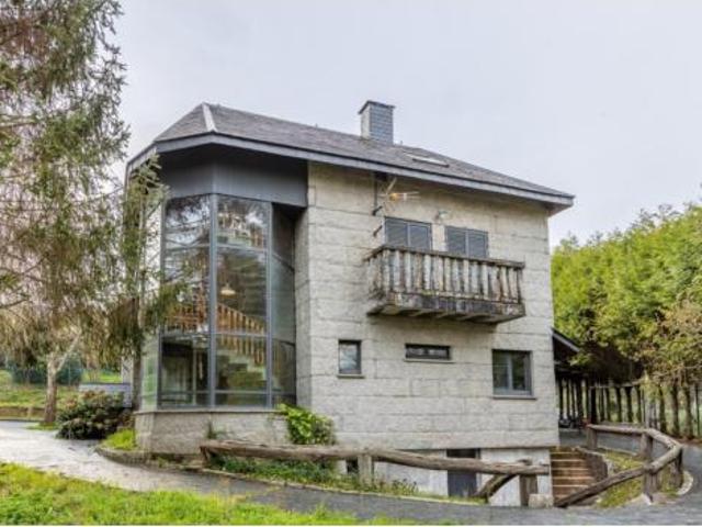 Chalet en venta en Meirás, A Coruña