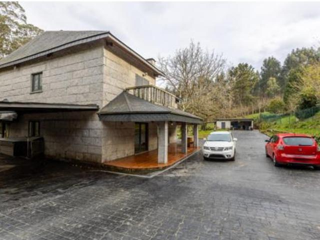 Chalet en venta en Meirás, A Coruña
