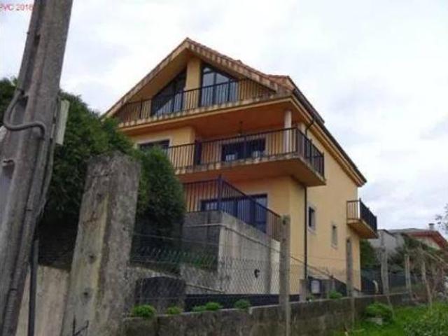 Chalet en venta en Carnoedo, A Coruña