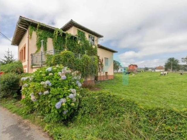 Chalet en venta en Salas