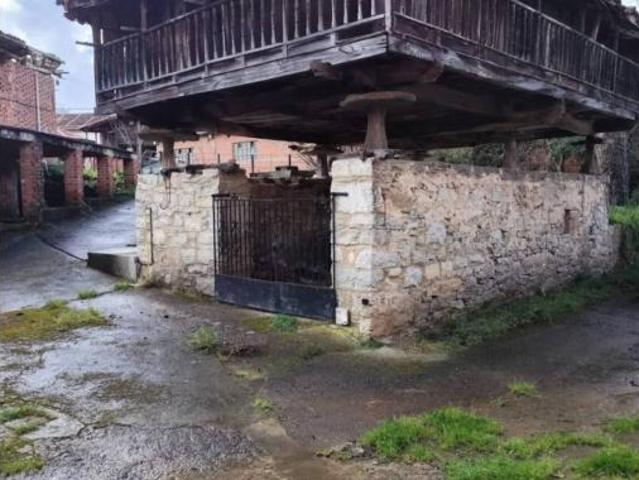 Villa en venta en Salas