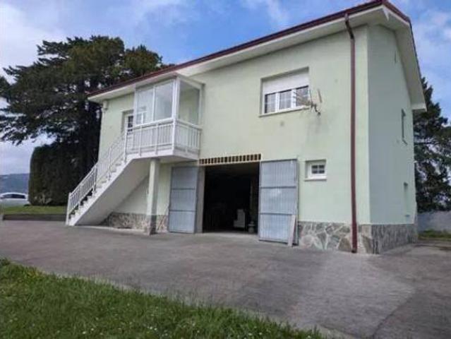 Chalet en venta en Salas, Asturias