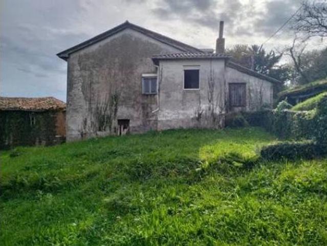 Chalet en venta en Samartín, Salas