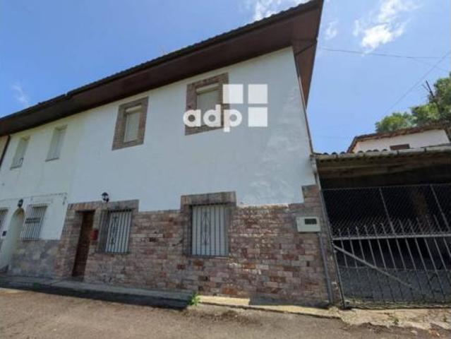 Villa en venta en Salas, Cornellana / Corniana