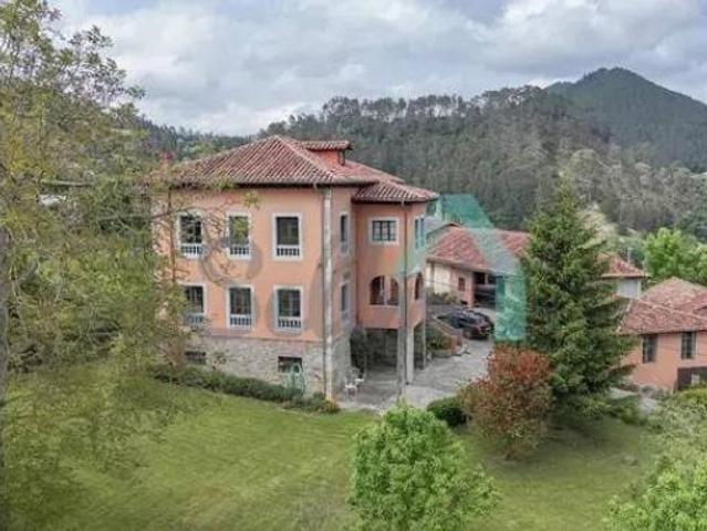 Chalet en venta en Salas