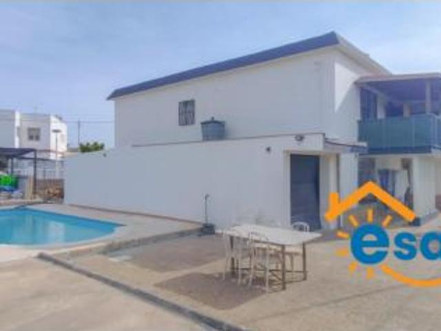 Chalet en venta en Salou