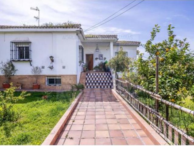 Chalet en venta en Salteras, Andalucía