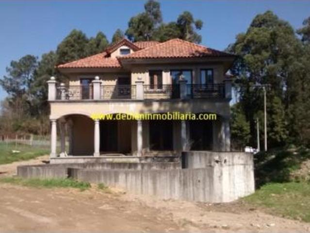 Chalet en venta en Salvaterra de Miño, O Condado