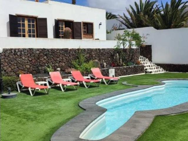 Chalet en venta en San Bartolomé, Canarias