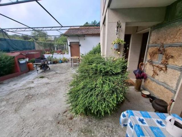 Chalet en venta en San Cibrao das Viñas, Ourense