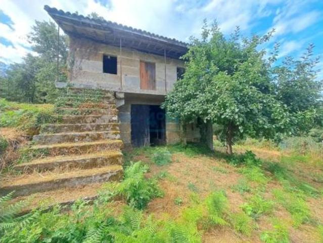 Chalet en venta en San Cibrao das Viñas, Ourense