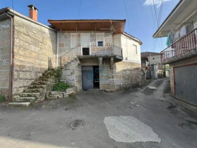 Chalet en venta en San Cibrao das Viñas, Ourense