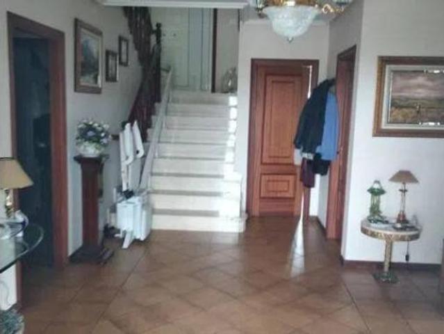Chalet en venta en San Cibrao das Viñas, Ourense