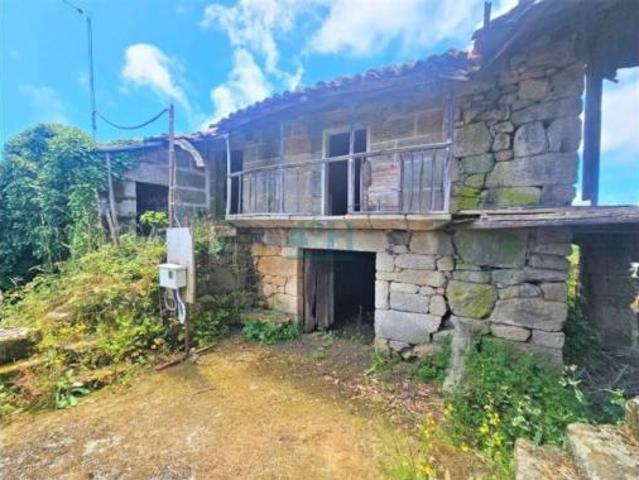 Chalet en venta en San Cibrao das Viñas, Ourense