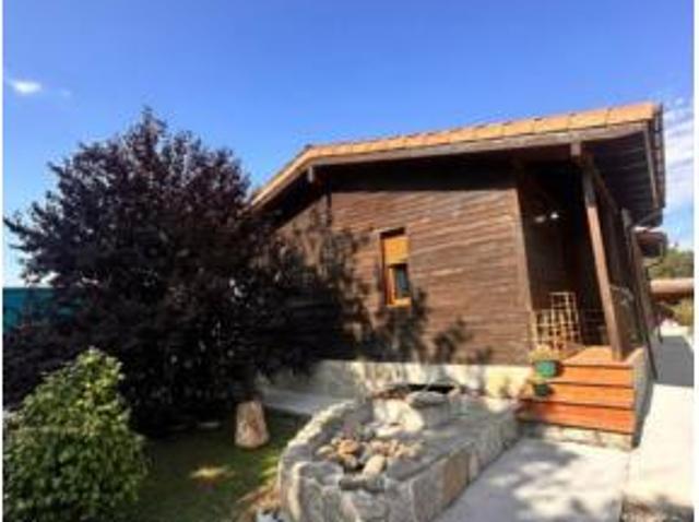Chalet en venta en San Cibrao das Viñas, Ourense