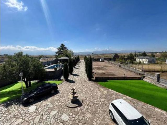 Villa en venta en San Cristóbal De Segovia, Montecorredores