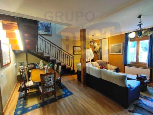 Villa en venta en San Cristóbal De Segovia, Montecorredores