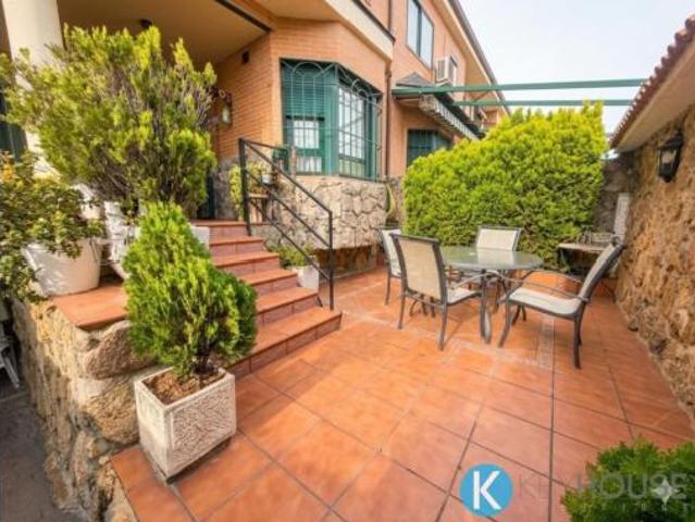Chalet en venta en San Fernando De Henares, Madrid