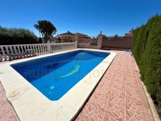 Chalet en venta en Urbanización La Escuera, el Baix Segura / La Vega Baja