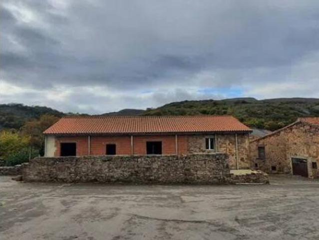 Chalet en venta en San Miguel De Aguayo, Cantabria