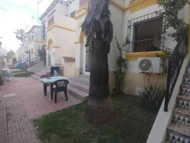 Chalet en venta en Urbanización Las Filipinas, el Baix Segura / La Vega Baja