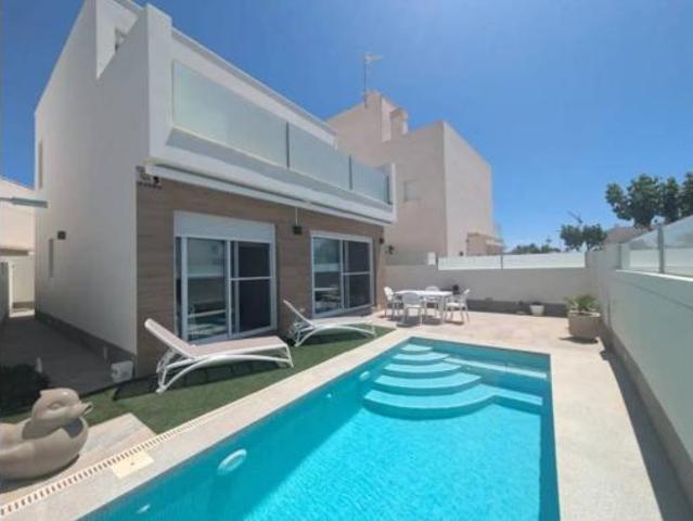 Chalet en venta en Los Peñascos, San Pedro del Pinatar