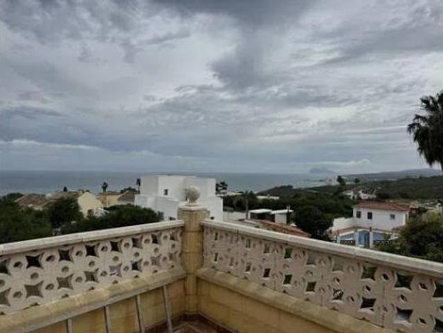 Chalet en venta en San Roque Centro, Campo de Gibraltar