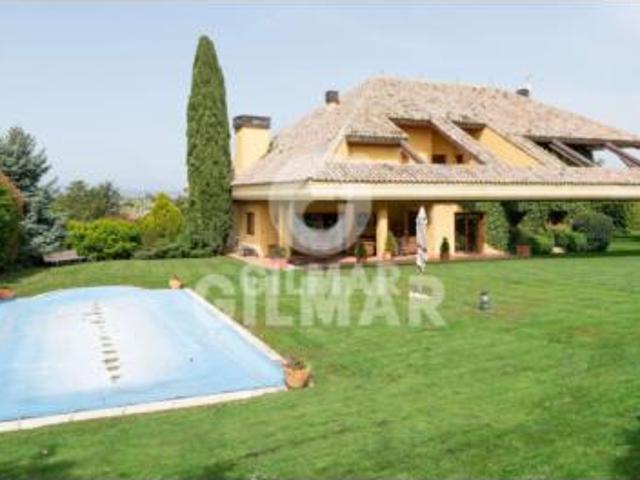 Villa en venta en San Sebastián De Los Reyes