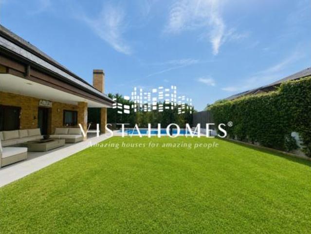 Chalet en venta en Ciudalcampo, Colmenar Viejo